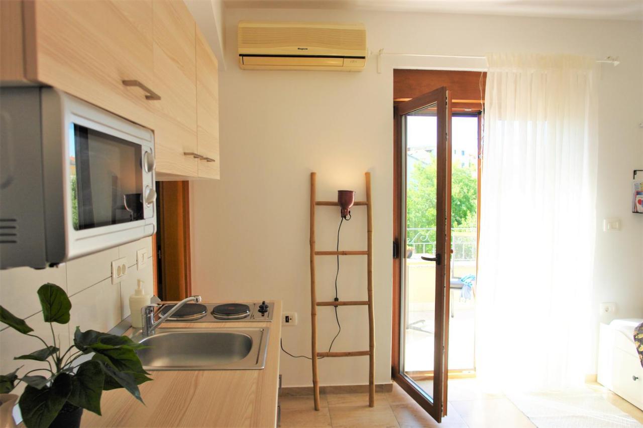 Iva Apartmani Vodice Luaran gambar