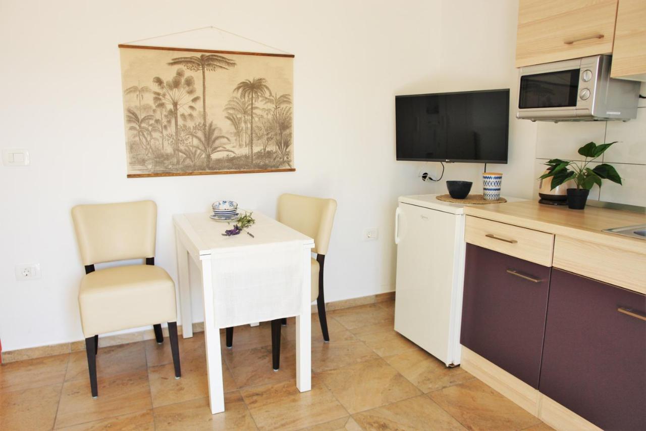 Iva Apartmani Vodice Luaran gambar