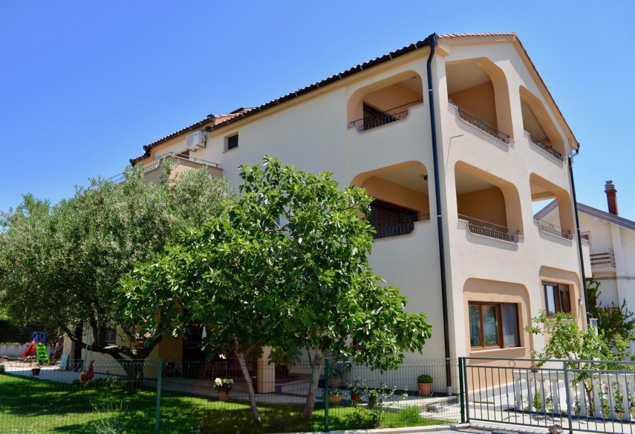Iva Apartmani Vodice Luaran gambar