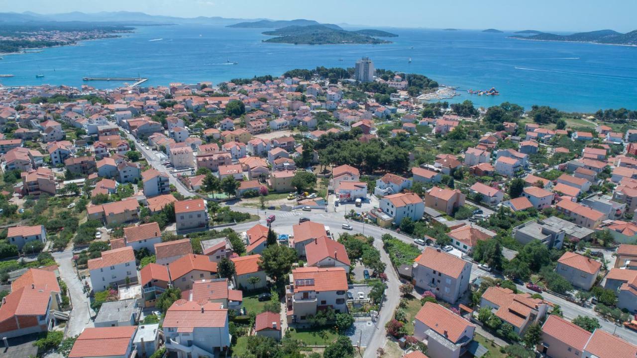 Iva Apartmani Vodice Luaran gambar