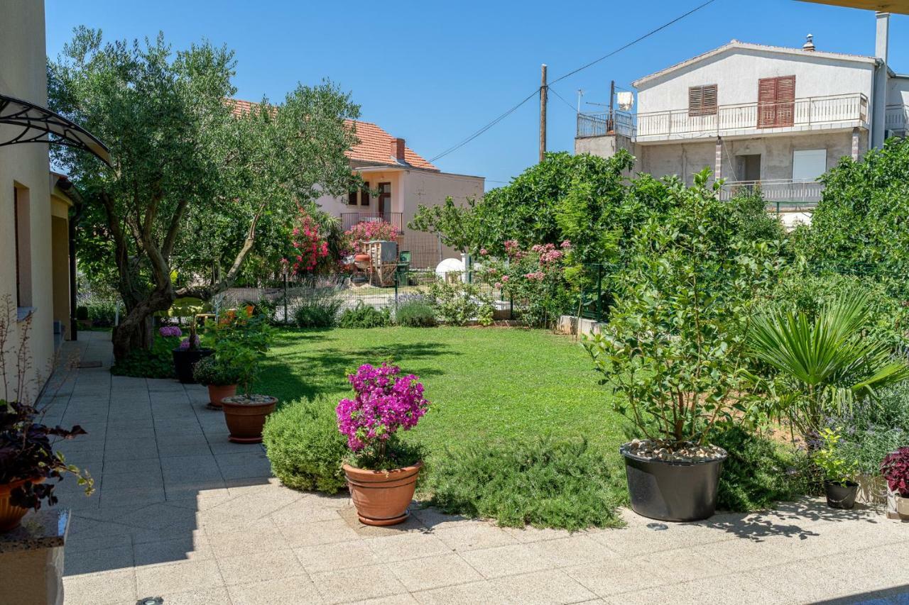 Iva Apartmani Vodice Luaran gambar
