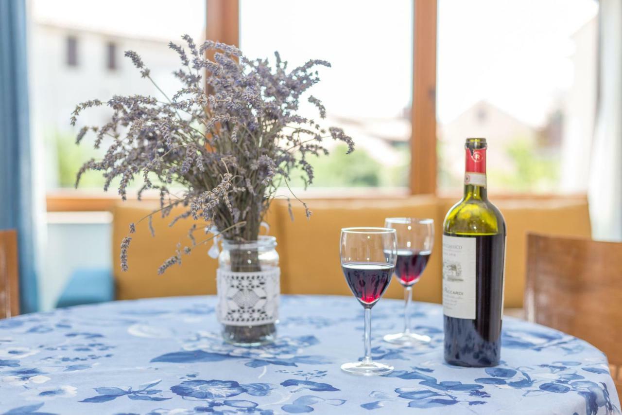 Iva Apartmani Vodice Luaran gambar