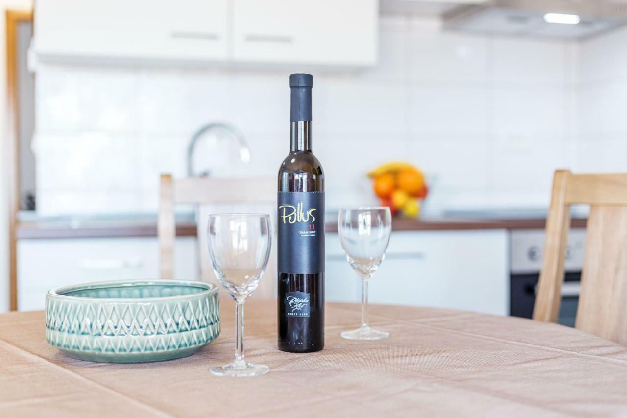 Iva Apartmani Vodice Luaran gambar